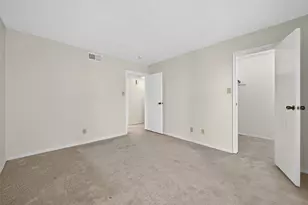 7900 N Stadium Dr, Houston, TX 77030 - Photo 14