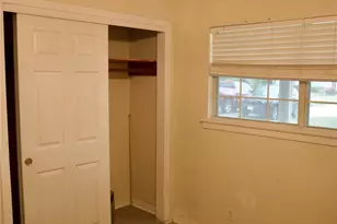 10126 Fleming Dr, Houston, TX 77013 - Photo 8
