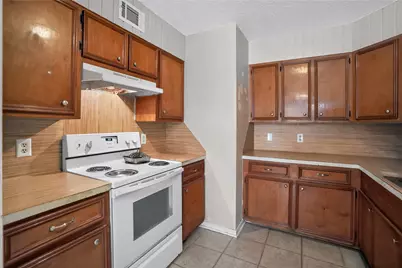 624 N McCampbell Street, Aransas Pass, TX 78336 - Photo 14