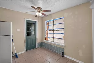 624 N McCampbell St, Aransas Pass, TX 78336 - Photo 18
