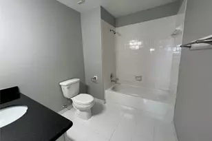 7931 Catalpa St, Texas City, TX 77591 - Photo 6