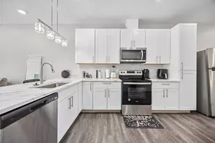 8009 Sterlingshire St, Houston, TX 77078 - Photo 1