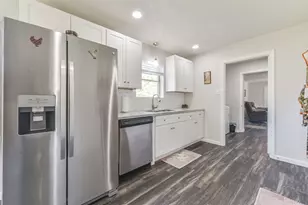 503 Hortense St, Cleveland, TX 77328 - Photo 6