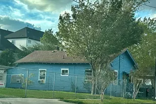 1511 Common St, Houston, TX 77009 - Photo 1