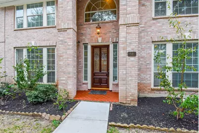 51 Rivercoach Lane, Sugar Land, TX 77479 - Photo 2
