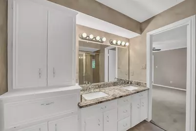 2411 Oaks Forks Drive, Houston, TX 77339 - Photo 28