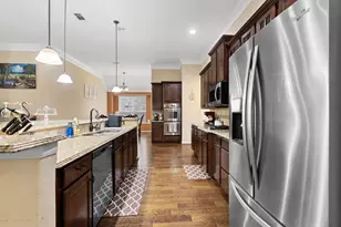 13306 Misting Falls Ln, Pearland, TX 77584 - Photo 12