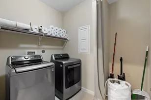 13306 Misting Falls Ln, Pearland, TX 77584 - Photo 36