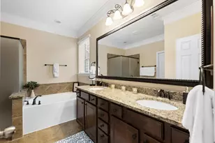 13306 Misting Falls Ln, Pearland, TX 77584 - Photo 22