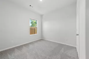 611 Burkett St, Dayton, TX 77535 - Photo 16