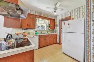 103 Echo Ave, Friendswood, TX 77546 - Photo 8