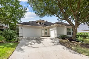 11435 Legend Manor Dr, Houston, TX 77082 - Photo 2