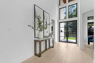 811 Woodstock St, Bellaire, TX 77401 - Photo 8