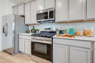 13418 Harbor Pt Dr, Texas City, TX 77568 - Photo 16