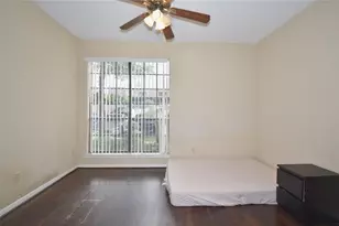 8055 Cambridge St, Houston, TX 77054 - Photo 20