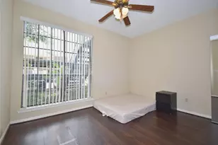 8055 Cambridge St, Houston, TX 77054 - Photo 22