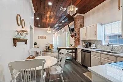2912 Avenue N 1/2, Galveston, TX 77550 - Photo 12