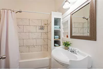 2912 Avenue N 1/2, Galveston, TX 77550 - Photo 18