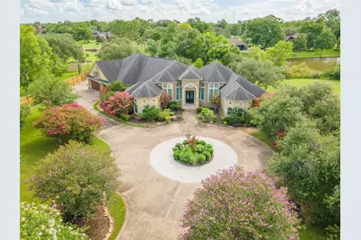 101 Rosewood Street, Lake Jackson, TX 77566 - Photo 8