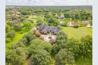 101 Rosewood Street, Lake Jackson, TX 77566 - Photo 10