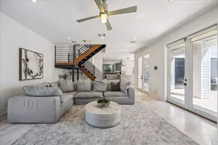 427 W 27th St, Houston, TX 77008 - Photo 10