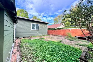 1410 Walton St, Houston, TX 77009 - Photo 18