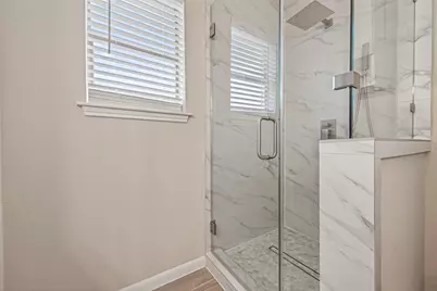 6038 Greenmont Drive, Houston, TX 77092 - Photo 22