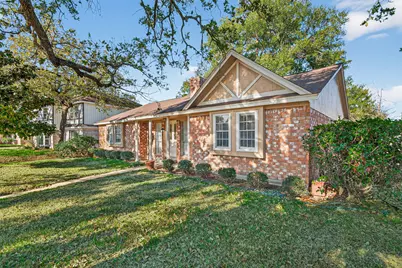 6038 Greenmont Drive, Houston, TX 77092 - Photo 30