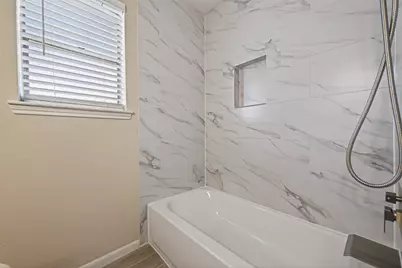 6038 Greenmont Drive, Houston, TX 77092 - Photo 28