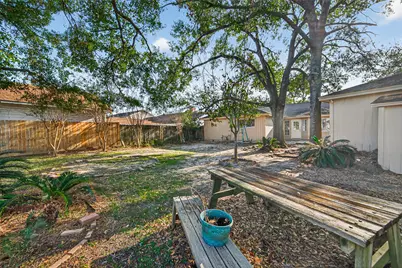 6038 Greenmont Drive, Houston, TX 77092 - Photo 36