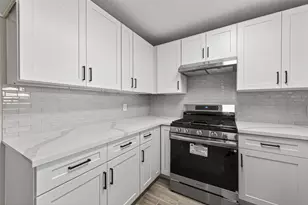 6038 Greenmont Dr, Houston, TX 77092 - Photo 16