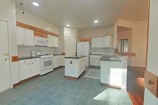 42 Tranquil Glade Pl, The Woodlands, TX 77381 - Photo 10