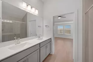 30914 Newcomb Lndg Ln, Waller, TX 77484 - Photo 8