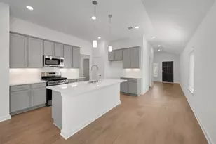 30914 Newcomb Lndg Ln, Waller, TX 77484 - Photo 2