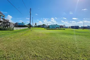 522 Surf Dr, Surfside Beach, TX 77541 - Photo 26