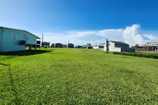 522 Surf Dr, Surfside Beach, TX 77541 - Photo 24