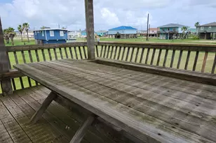 522 Surf Dr, Surfside Beach, TX 77541 - Photo 4