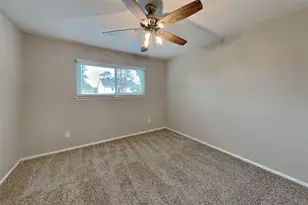 10015 Rippling Fields Dr, Houston, TX 77064 - Photo 16