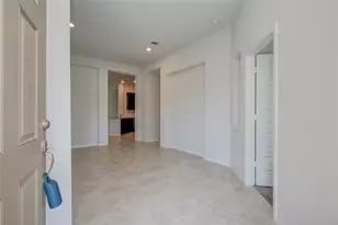 2425 Temple Crag Dr, Rosharon, TX 77583 - Photo 4