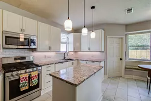 16114 Castletown Park Ct, Spring, TX 77379 - Photo 18