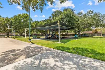 2785 Pinewood Drive, League City, TX 77573 - Photo 34