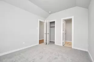 11102 Rose River Dr, Houston, TX 77044 - Photo 6