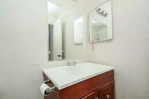 9700 Leawood Blvd, Houston, TX 77099 - Photo 28