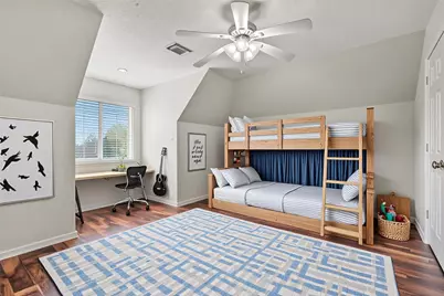 18 Falling Leaf Court, Friendswood, TX 77546 - Photo 32