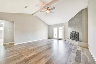 3102 Stacy Ln, Deer Park, TX 77536 - Photo 2