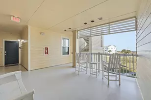 27010 Estuary Dr, Galveston, TX 77554 - Photo 4