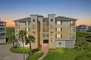 27010 Estuary Dr, Galveston, TX 77554 - Photo 1