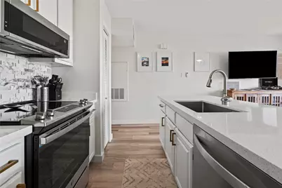 9520 Seawall Boulevard #315, Galveston, TX 77554 - Photo 10