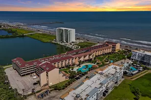 9520 Seawall Blvd, Galveston, TX 77554 - Photo 6