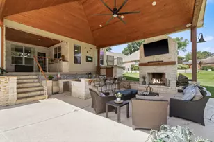 13907 J B K Memorial Dr, Willis, TX 77318 - Photo 34